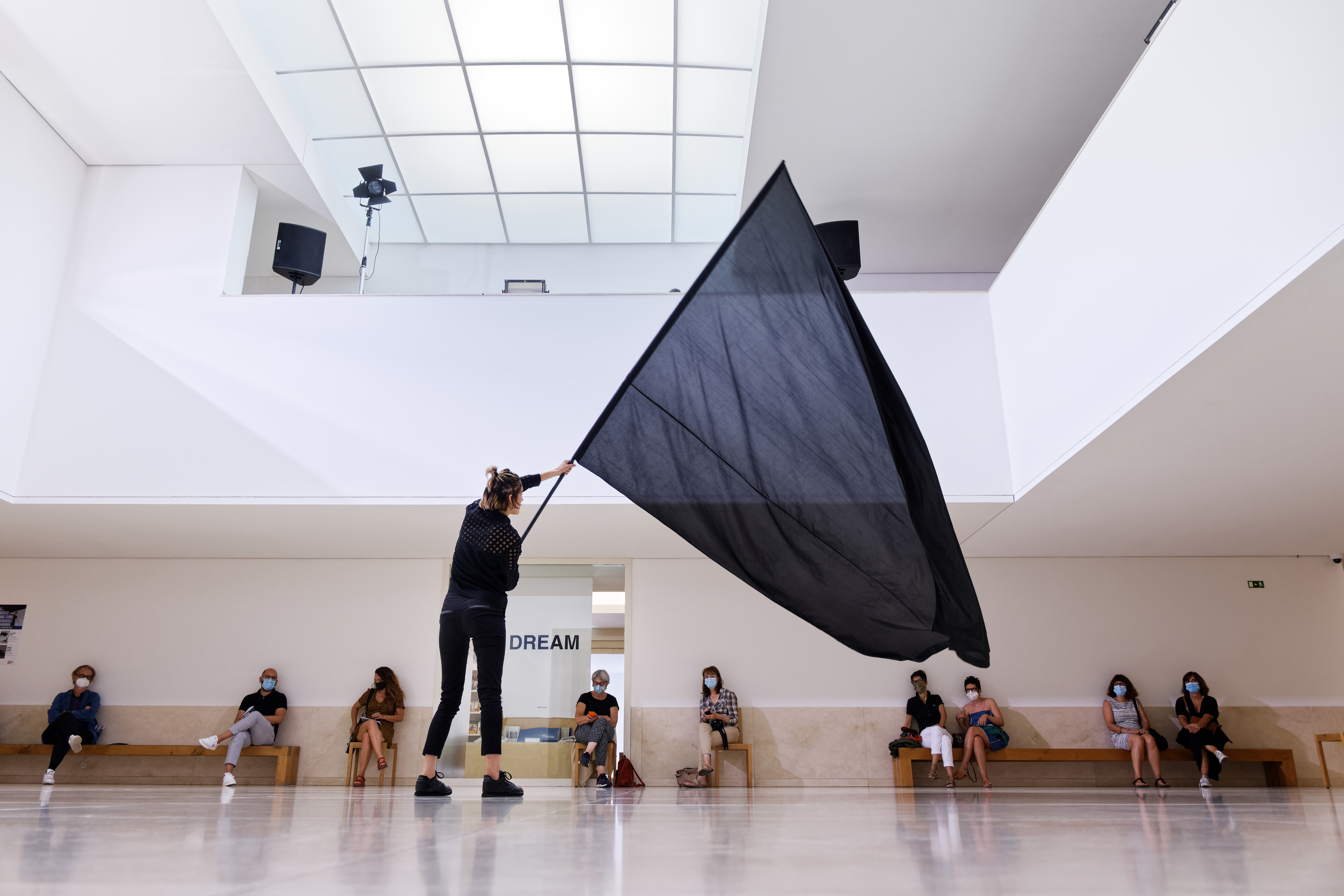 Ula Sickle, Relay, Serralves, Museum as Performance, Porto © André Delhaye
